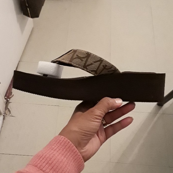 calvin klein slippers pink